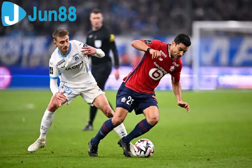 Trận đấu giữa Lille với Marseille sẽ rất đáng chú ý. (Ảnh: Internet) Trận đấu giữa Lille với Marseille sẽ rất đáng chú ý. (Ảnh: Internet)